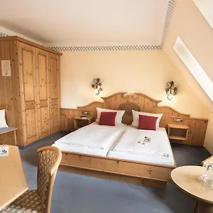 Akzent Krone 3*, Helmstadt Deutschland